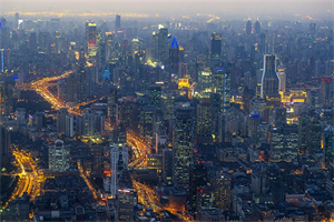 The source of inspiration in Shanghai at night： creativity and design bloom in the darkness.